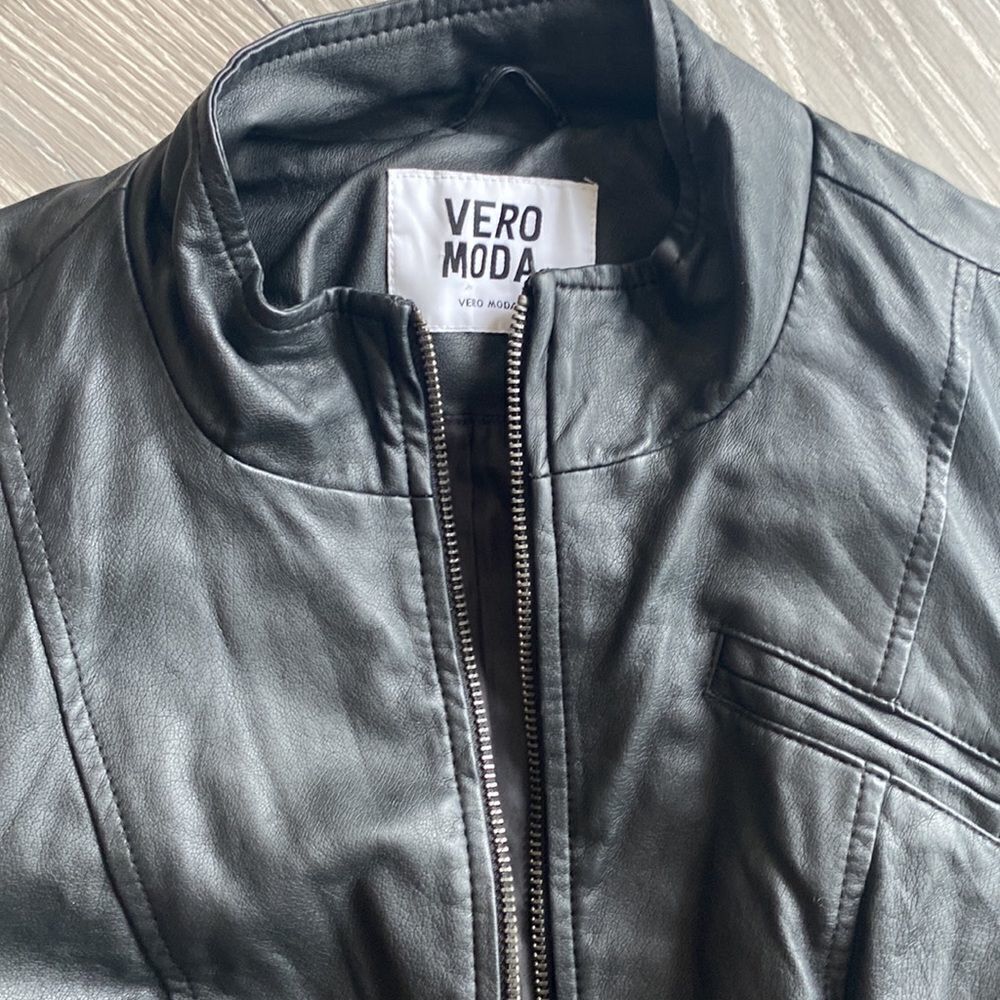Vero Moda Moto Jacket *vegan leather - Picture 3 of 6